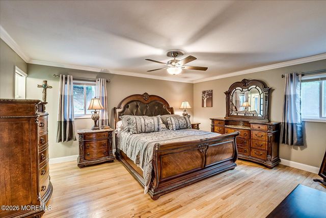 11 Mount Drive, Holmdel, NJ 07733