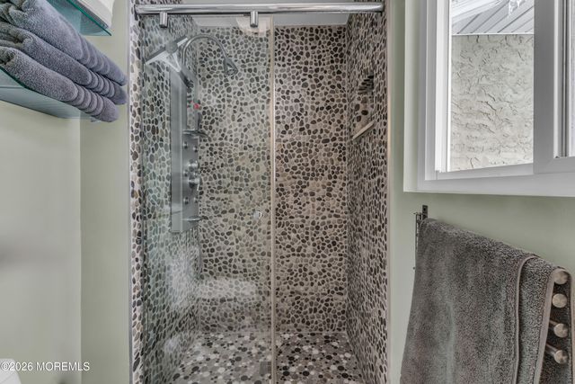 11 Mount Drive, Holmdel, NJ 07733