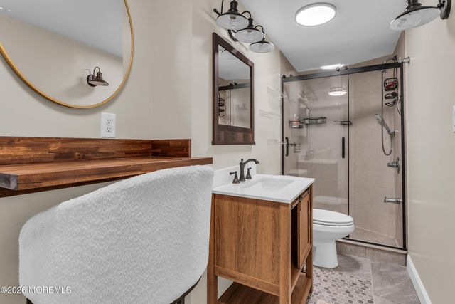 11 Mount Drive, Holmdel, NJ 07733