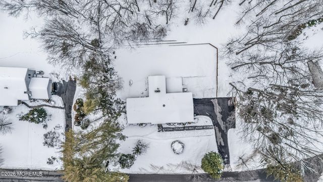 11 Mount Drive, Holmdel, NJ 07733