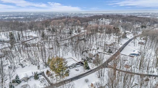 11 Mount Drive, Holmdel, NJ 07733