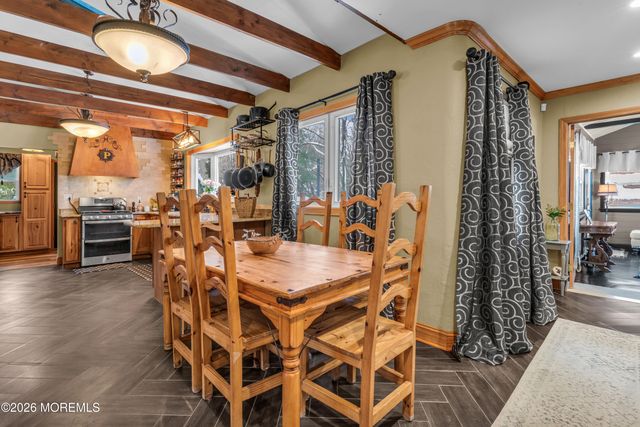 11 Mount Drive, Holmdel, NJ 07733