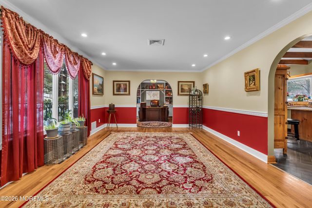 11 Mount Drive, Holmdel, NJ 07733