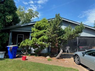 11802 Relay Drive, Bridgeton, MO 63044