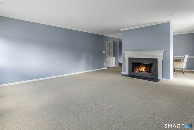 114 Rowayton Woods Drive 114, Norwalk, CT 06854