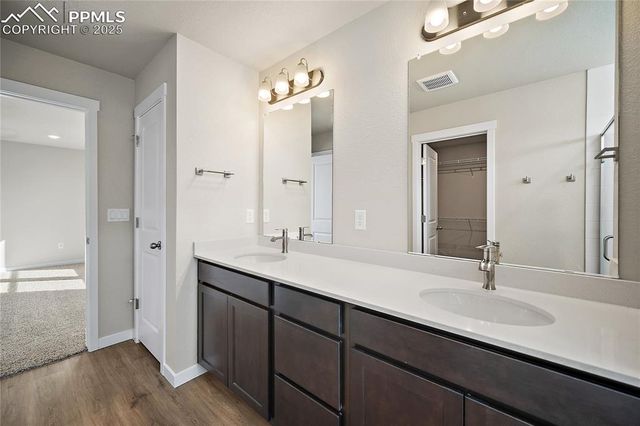 11863 Lost Peak Lane, Colorado Springs, CO 80925