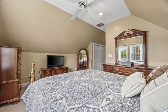 254 N Central St, East Bridgewater, MA 02333