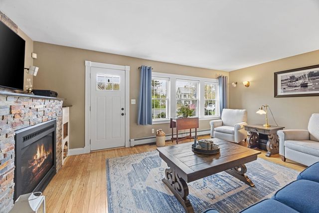 254 N Central St, East Bridgewater, MA 02333