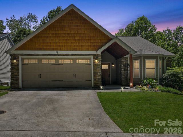 16 Jennlynn Drive, Arden, NC 28704