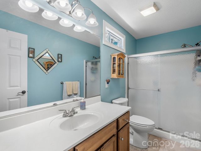 16 Jennlynn Drive, Arden, NC 28704