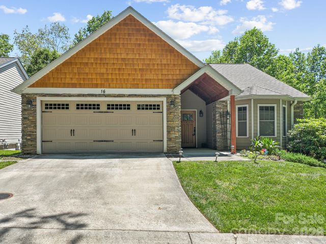 16 Jennlynn Drive, Arden, NC 28704