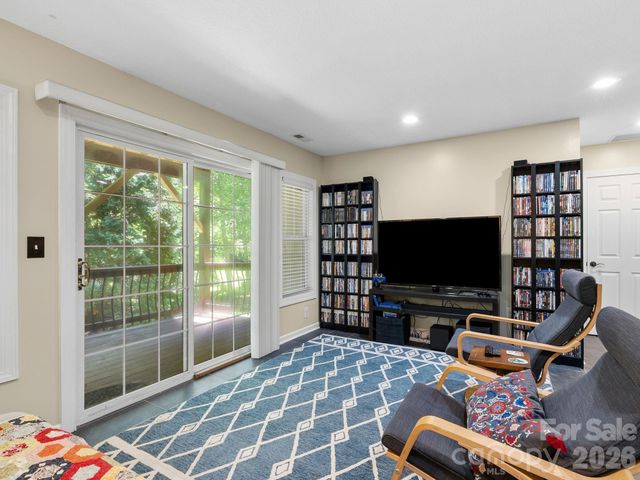 16 Jennlynn Drive, Arden, NC 28704