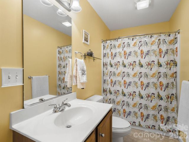 16 Jennlynn Drive, Arden, NC 28704