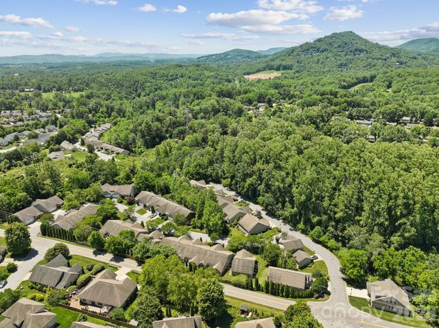 16 Jennlynn Drive, Arden, NC 28704