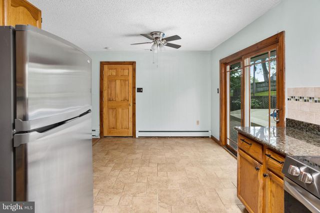 23 COTTON RD, Levittown, PA 19057