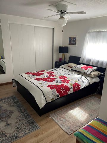 5724 Lagoon Dr, Fort Lauderdale, FL 33312