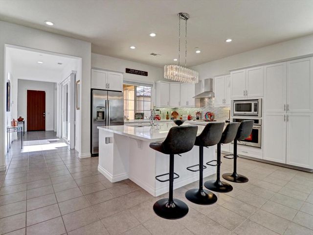 4559 Via Veneto, Palm Desert, CA 92260