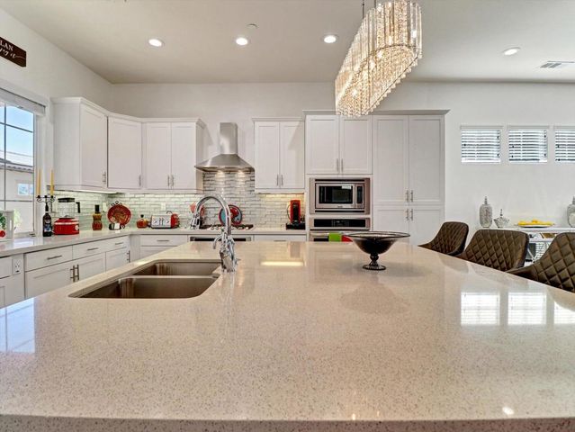 4559 Via Veneto, Palm Desert, CA 92260