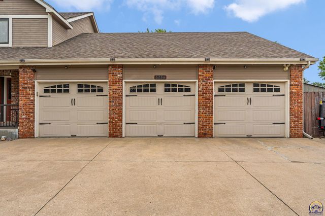 6236 SW 25th ST, Topeka, KS 66614