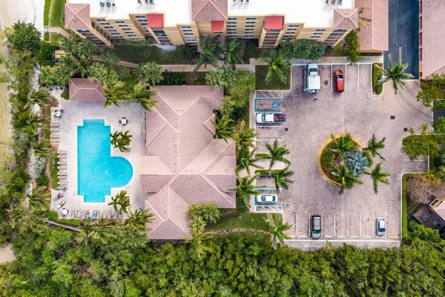 1000 Scotia Drive 105, Hypoluxo, FL 33462