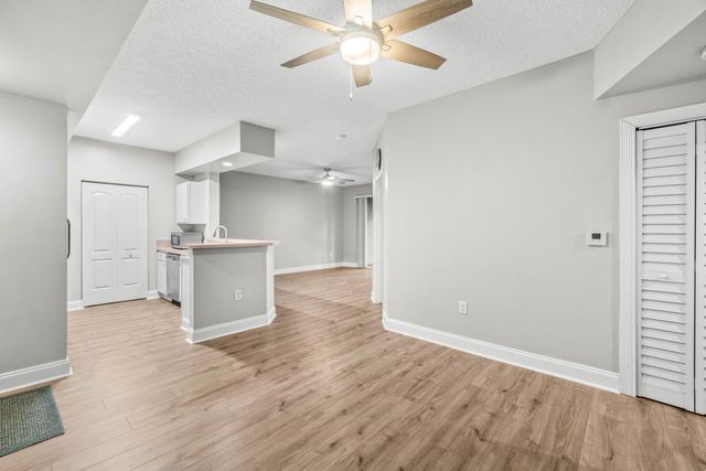 1000 Scotia Drive 105, Hypoluxo, FL 33462