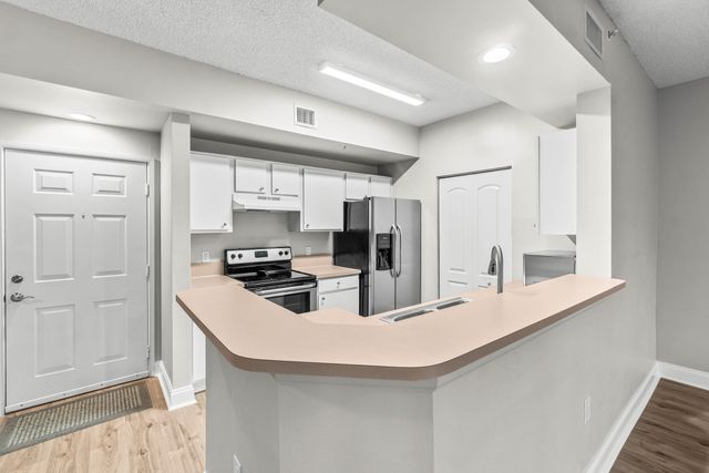 1000 Scotia Drive 105, Hypoluxo, FL 33462