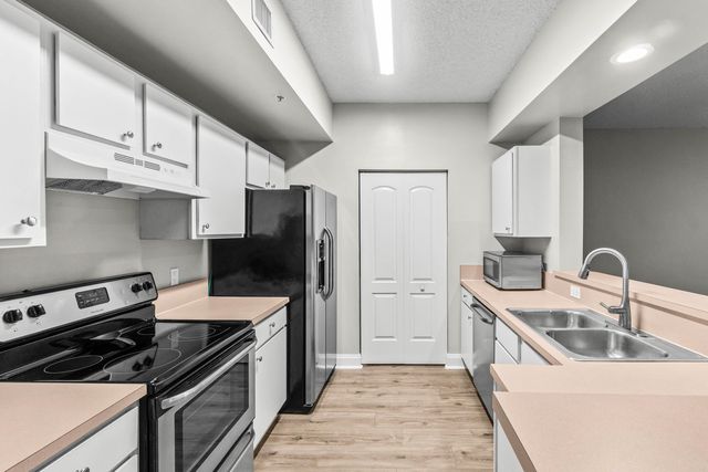 1000 Scotia Drive 105, Hypoluxo, FL 33462