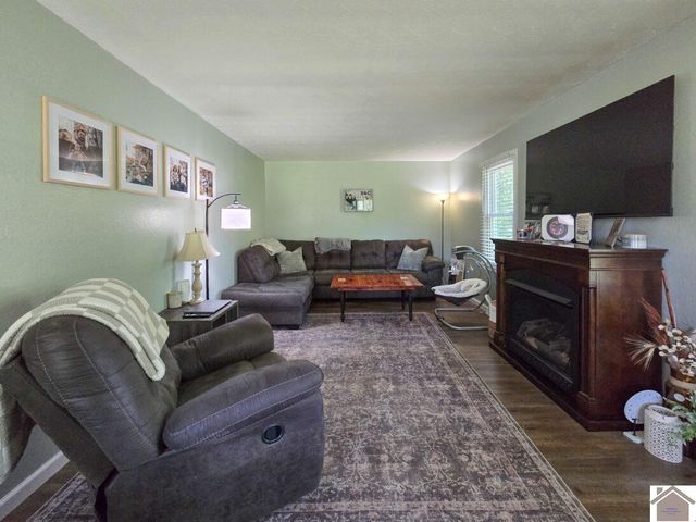 126 St Rt 1890, Mayfield, KY 42066