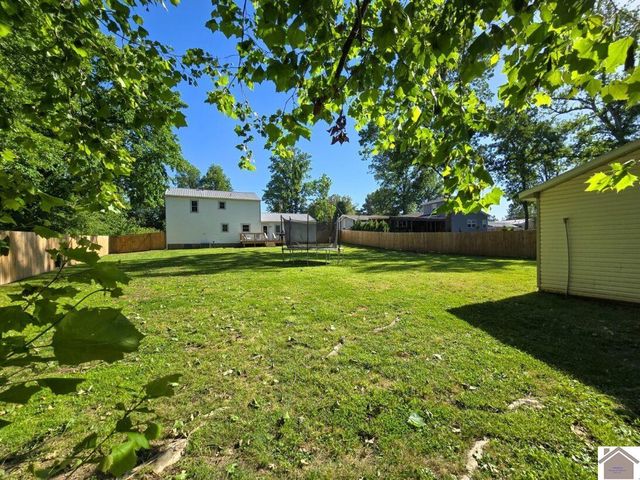 126 St Rt 1890, Mayfield, KY 42066