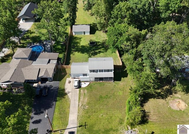 126 St Rt 1890, Mayfield, KY 42066