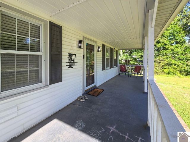 126 St Rt 1890, Mayfield, KY 42066