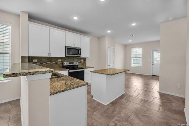 874 Crested Iris, New Braunfels, TX 78130