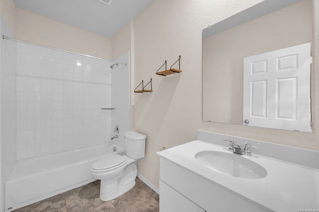 874 Crested Iris, New Braunfels, TX 78130