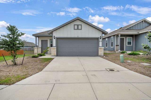 874 Crested Iris, New Braunfels, TX 78130