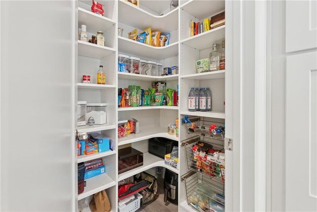 8255 Main Street 2, Woodstock, GA 30188