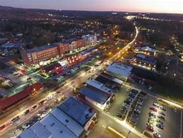 8255 Main Street 2, Woodstock, GA 30188