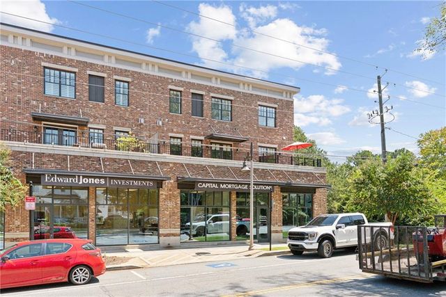 8255 Main Street 2, Woodstock, GA 30188