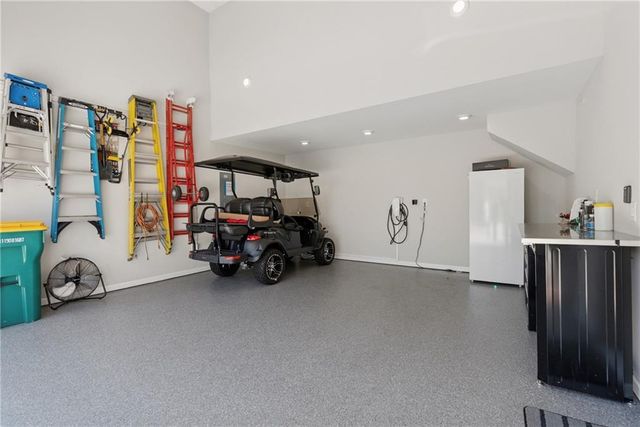 8255 Main Street 2, Woodstock, GA 30188