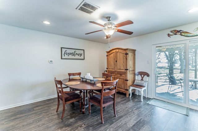 708 N Stewart Street, Azle, TX 76020