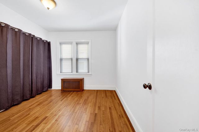 34 King Avenue, Yonkers, NY 10704