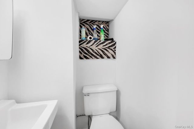 34 King Avenue, Yonkers, NY 10704