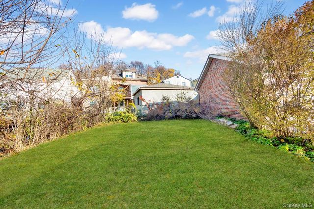 34 King Avenue, Yonkers, NY 10704