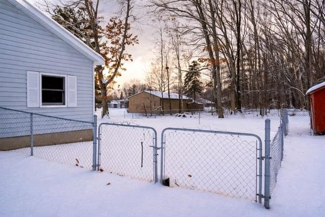 299 Parklane Drive, Harrison, MI 48625