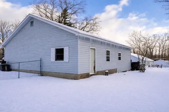 299 Parklane Drive, Harrison, MI 48625