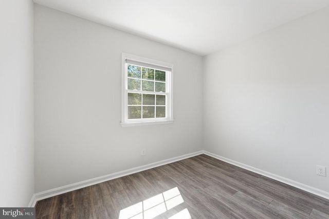 6335 PADDINGTON LN, Centreville, VA 20120