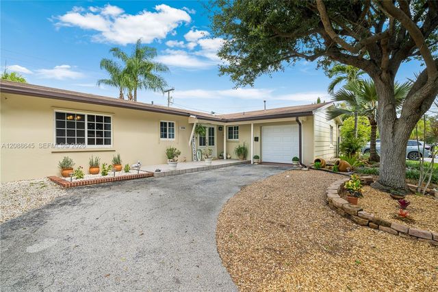 19780 SW 101st Avenue, Cutler Bay, FL 33157
