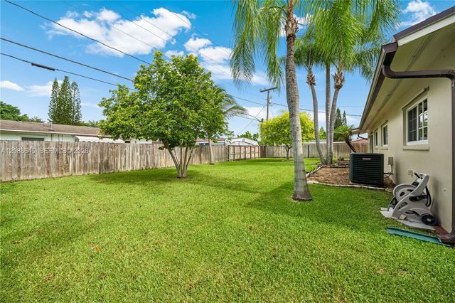 19780 SW 101st Avenue, Cutler Bay, FL 33157