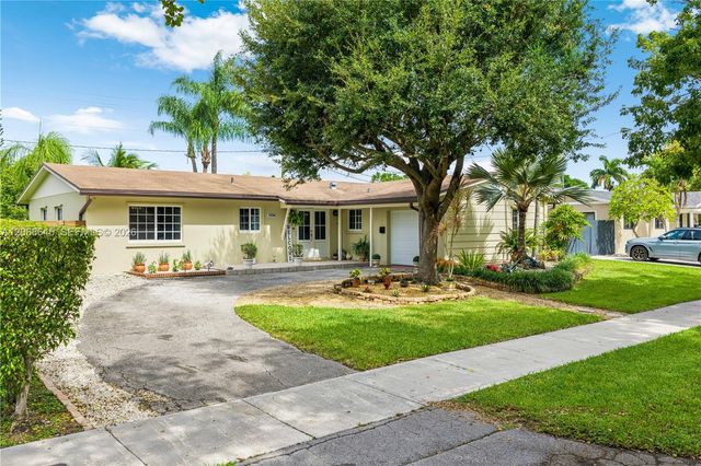 19780 SW 101st Avenue, Cutler Bay, FL 33157