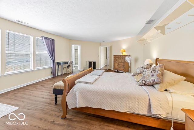 3702 Fredricksburg Drive, Indianapolis, IN 46227