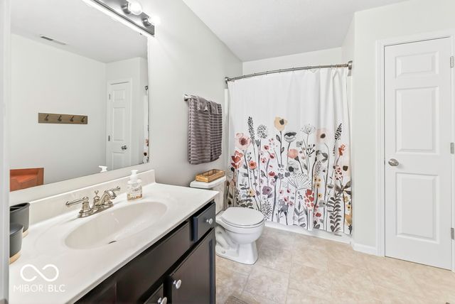 3702 Fredricksburg Drive, Indianapolis, IN 46227